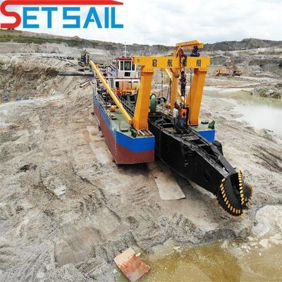8인치 컷터 흡수 하천 모래 파고기 총 높이 1.48m 총 무게 85t