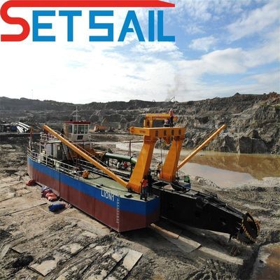 용량 강 모래 펌프와 Cumins 1137 kW 엔진과 함께 18 인치 컷터 흡수 드래거